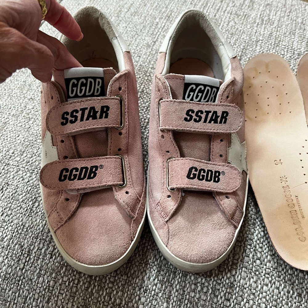 Golden goose kids size 34 pink suede! No added marks or stains! Like NEW! - Picture 3 of 9